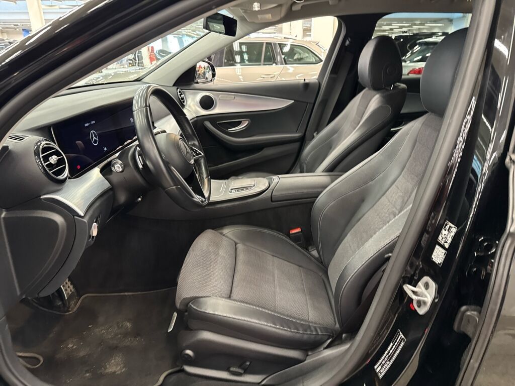 Mercedes-Benz E 2021 Musta