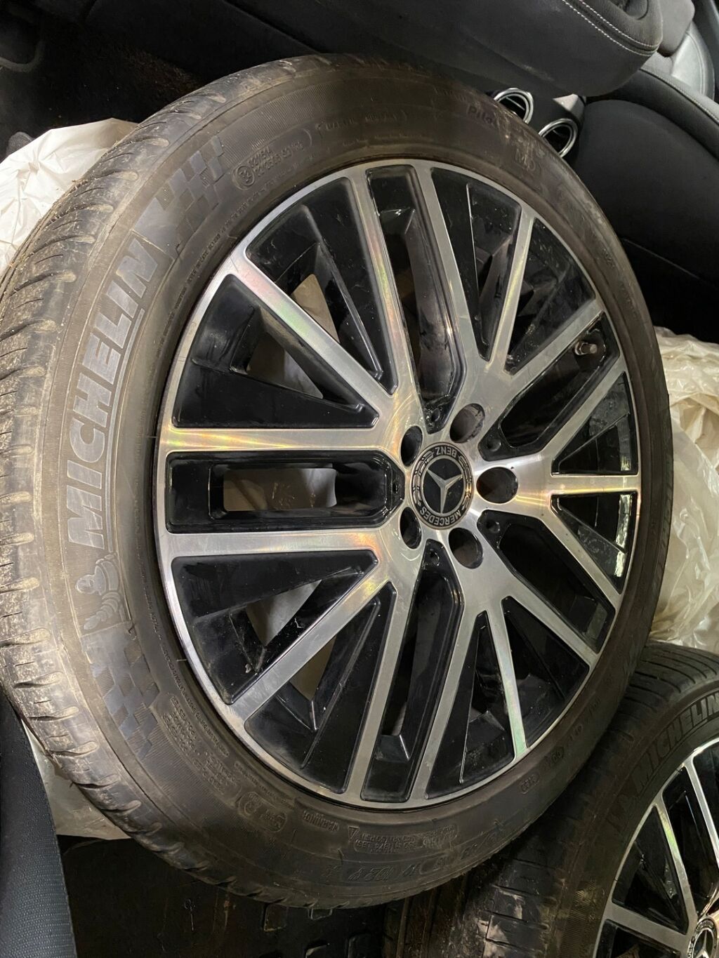 Mercedes-Benz E 2021 Musta