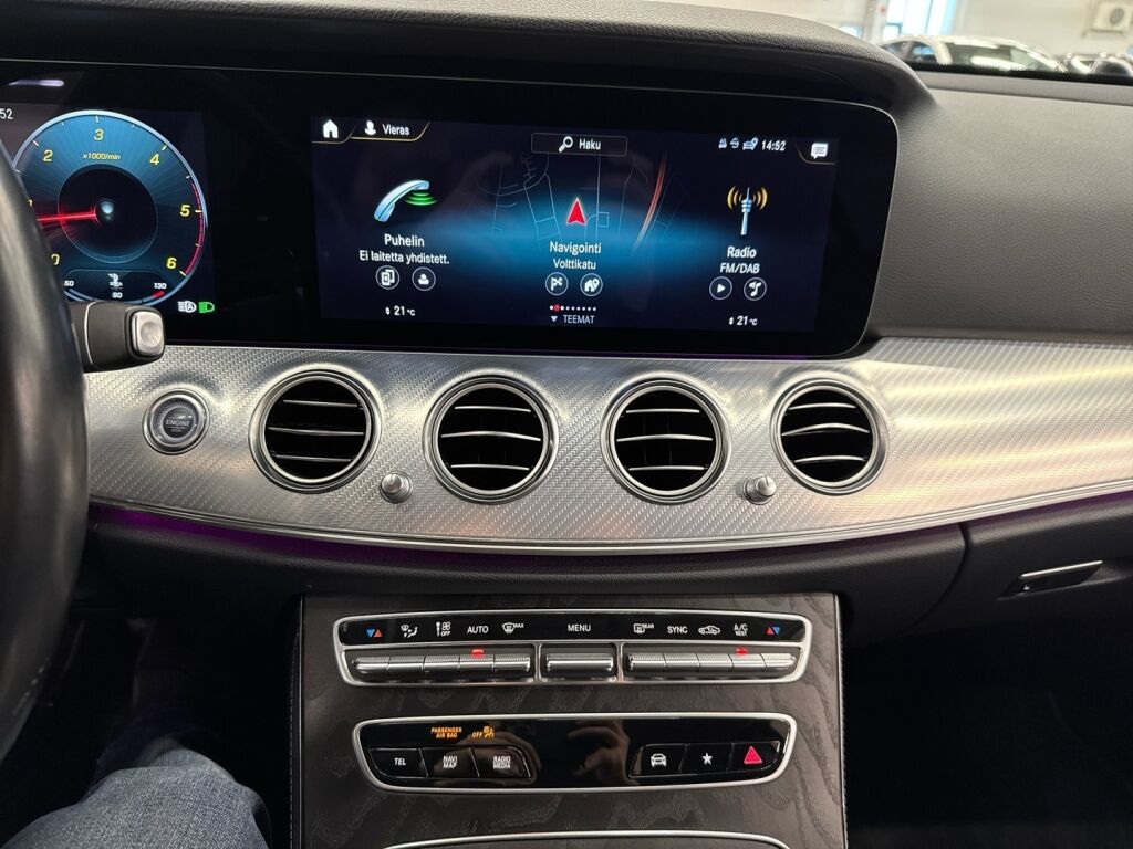 Mercedes-Benz E 2021 Musta