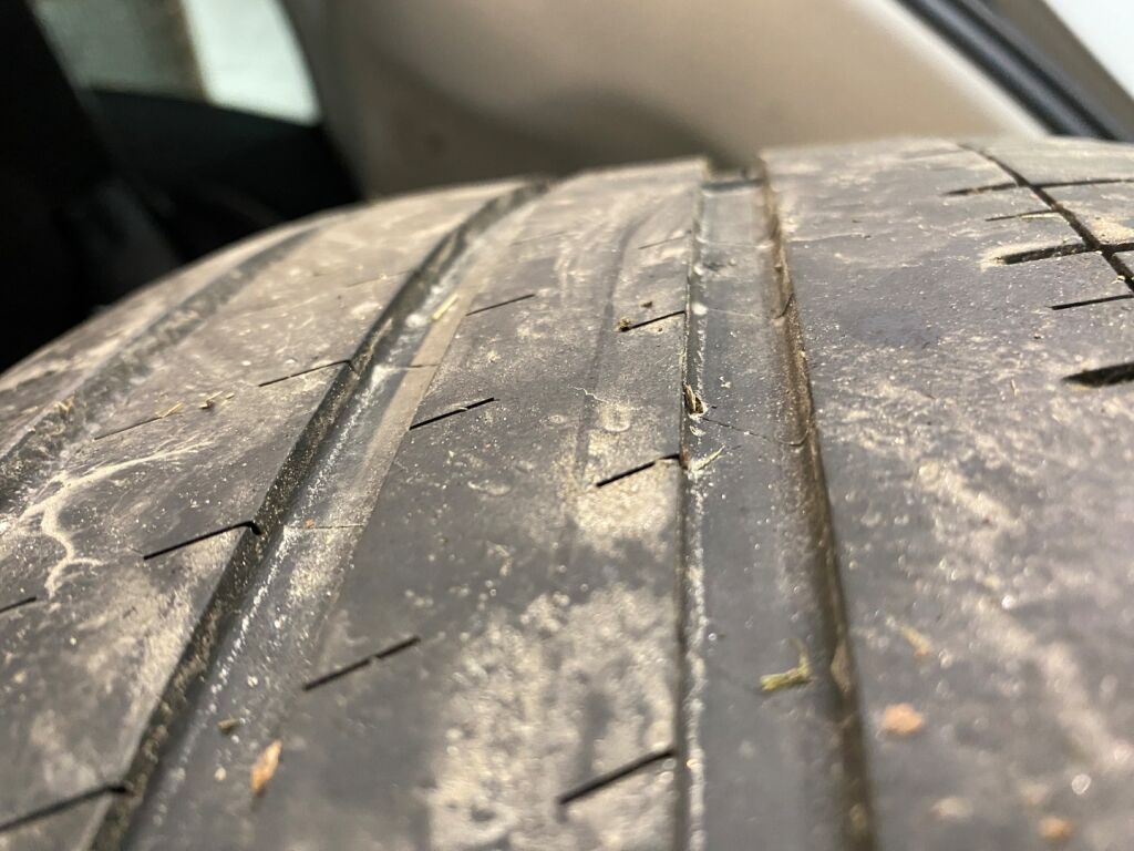 Mercedes-Benz E 2021 Musta