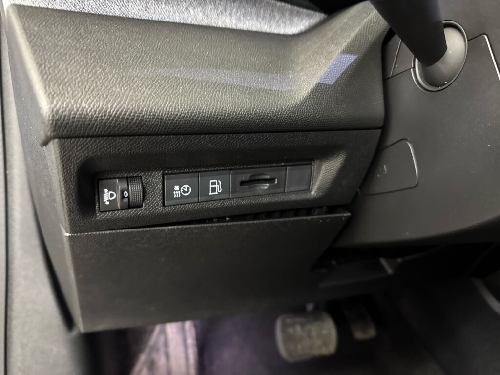 Peugeot 308 2022 Harmaa