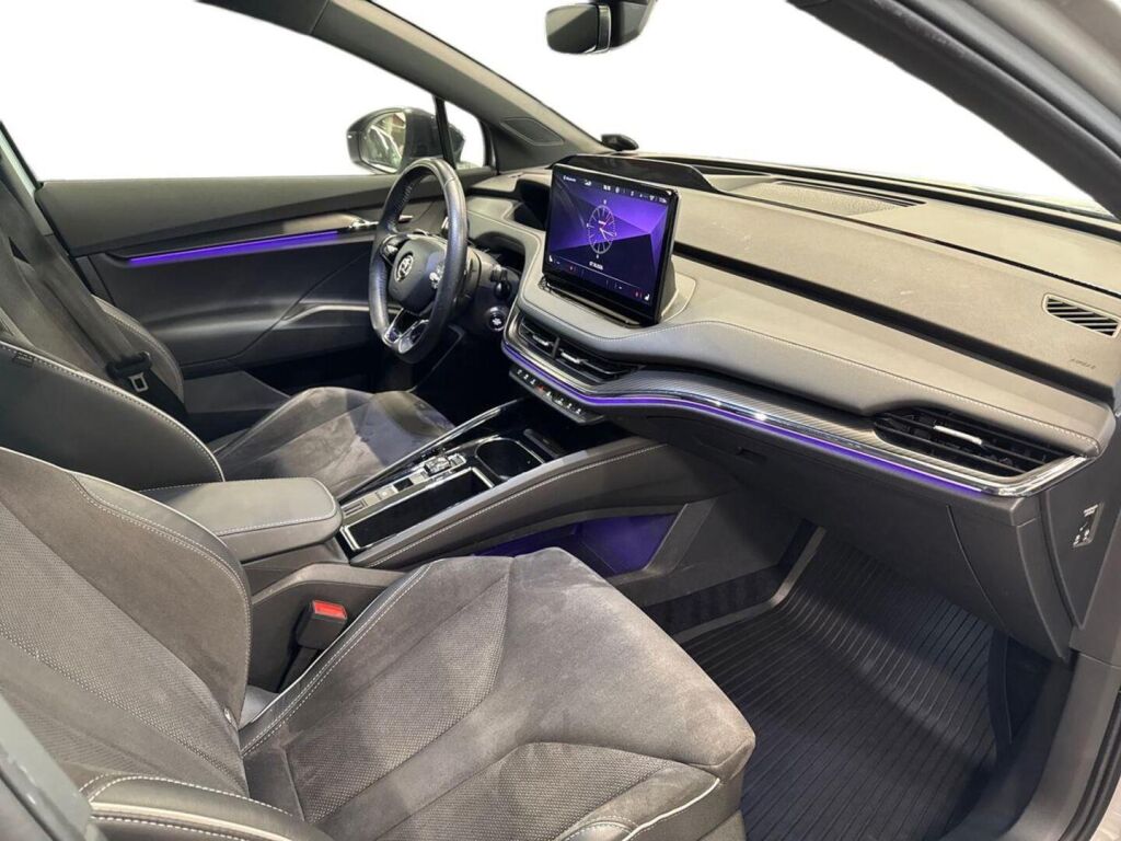 Skoda Enyaq 2023 Harmaa