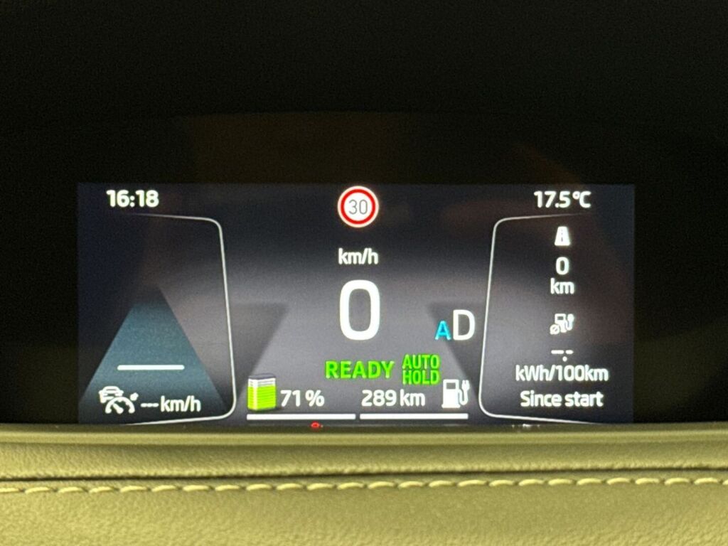 Skoda Enyaq 2023 Harmaa
