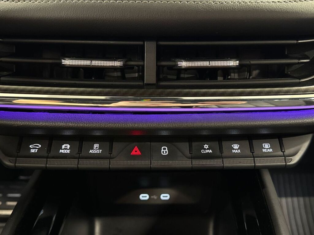 Skoda Enyaq 2023 Harmaa