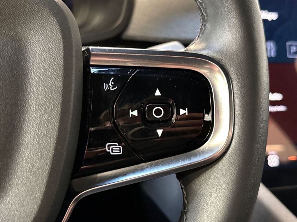 Polestar 2 2022 Valkoinen