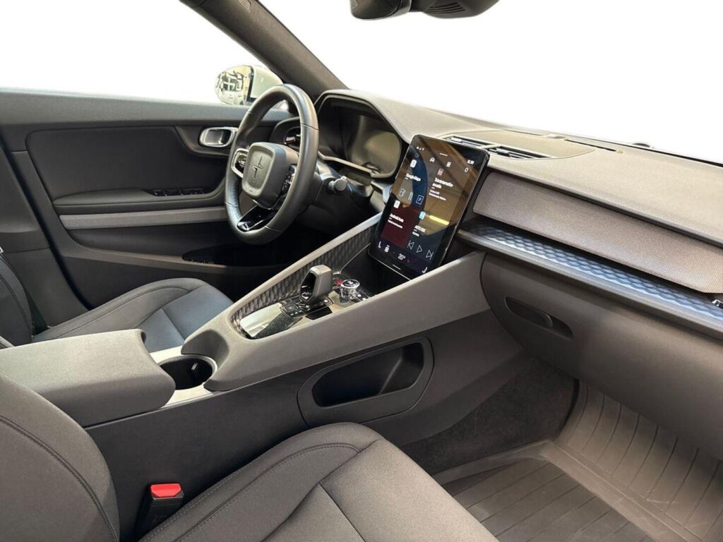Polestar 2 2022 Valkoinen
