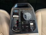 BMW iX 2022 Musta