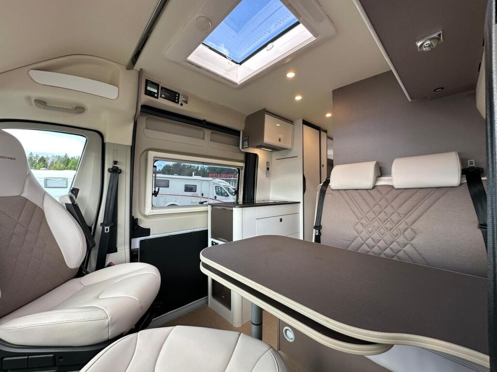 Bürstner Eliseo VAN 600 2024 Valkoinen