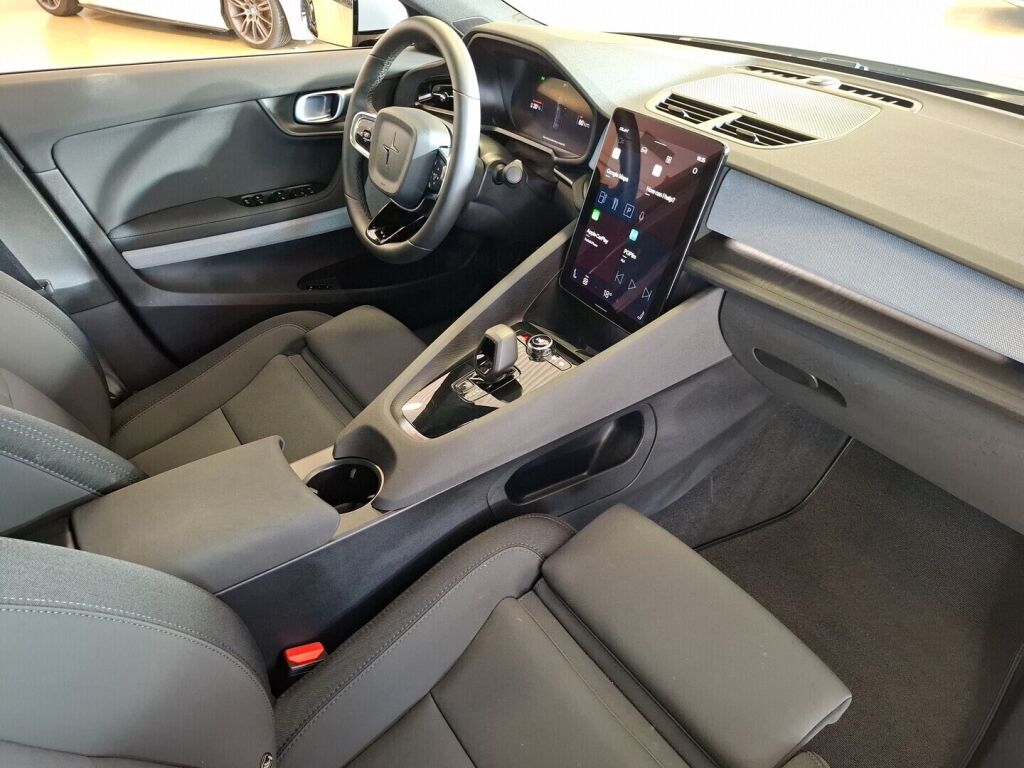 Polestar 2 2023 