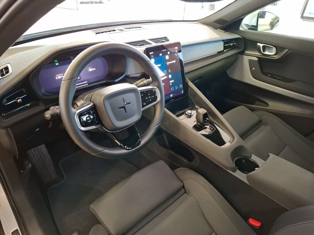 Polestar 2 2023 