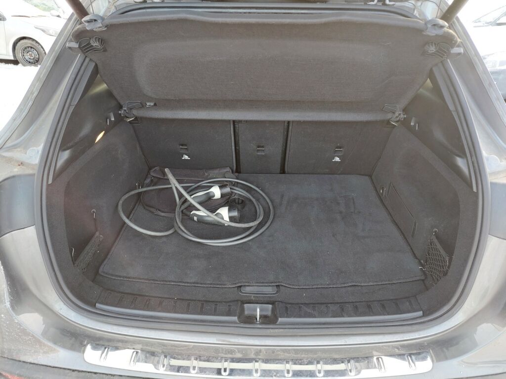 Mercedes-Benz EQA 2021 