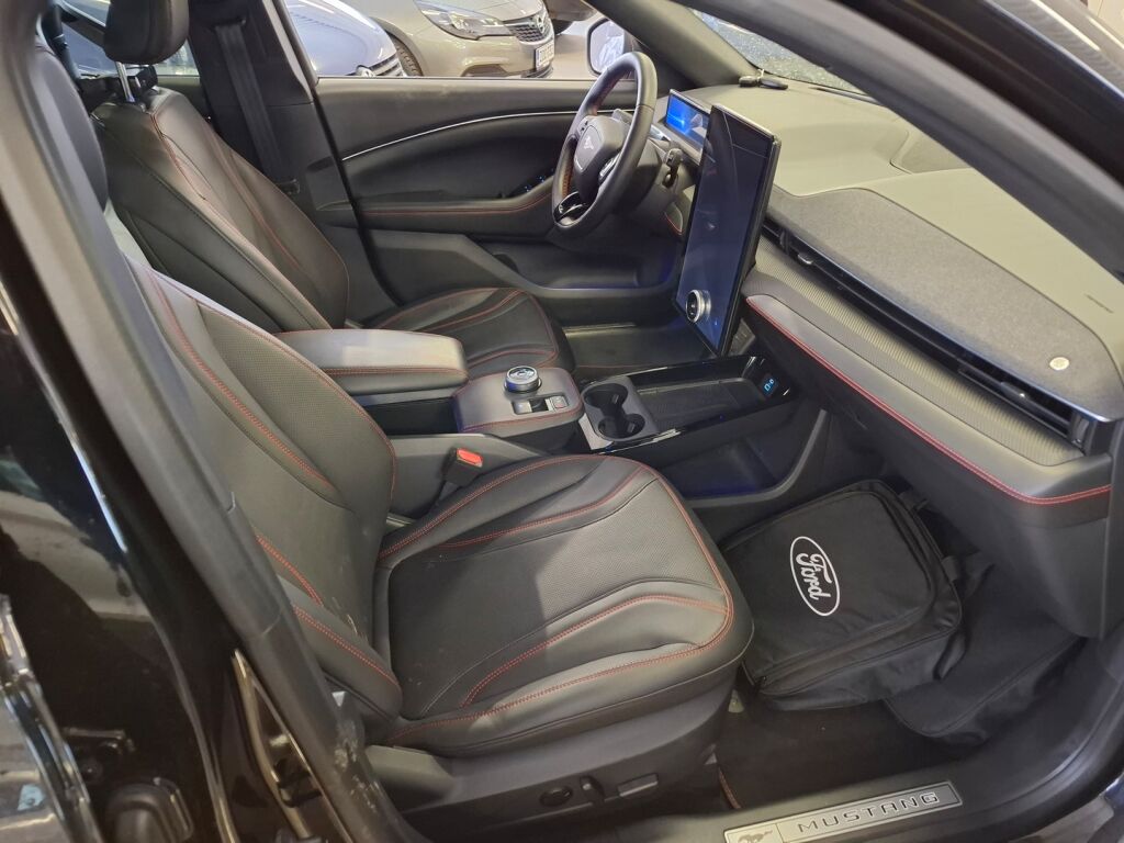 Ford Mustang Mach-E 2022 