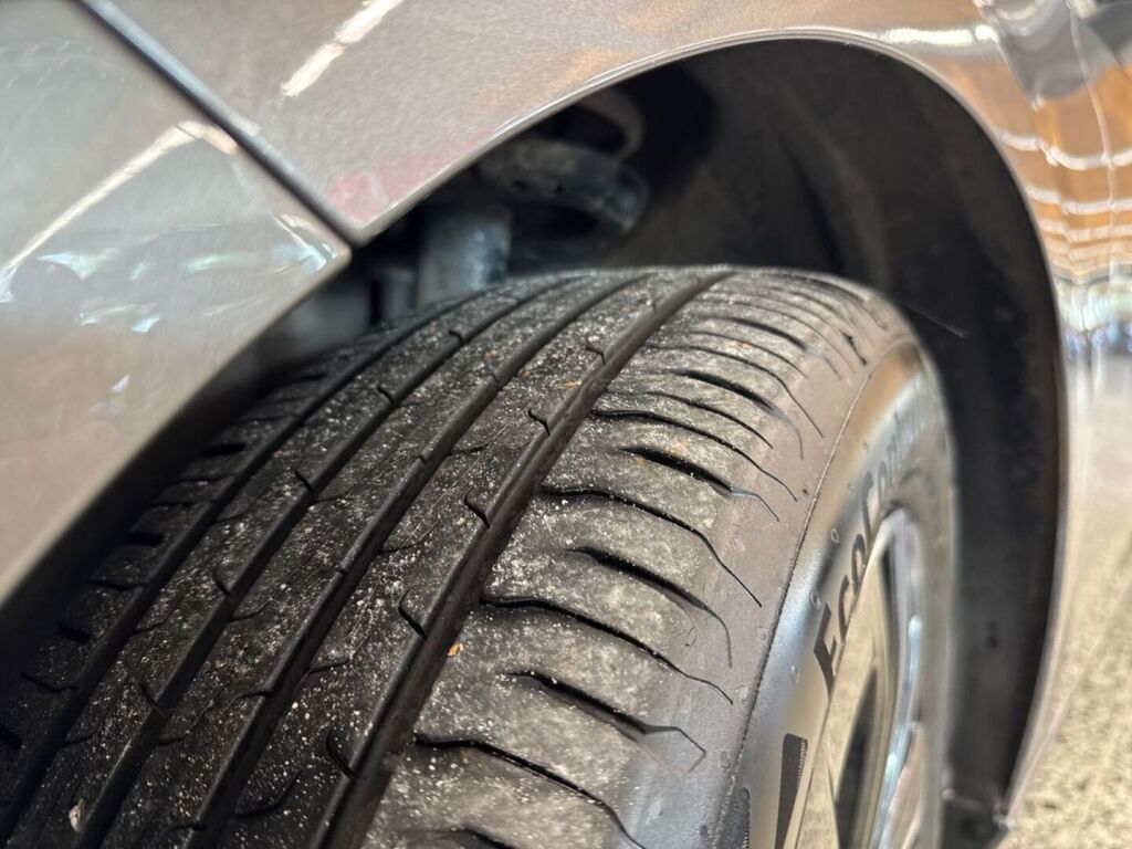 Mercedes-Benz A 2024 Harmaa