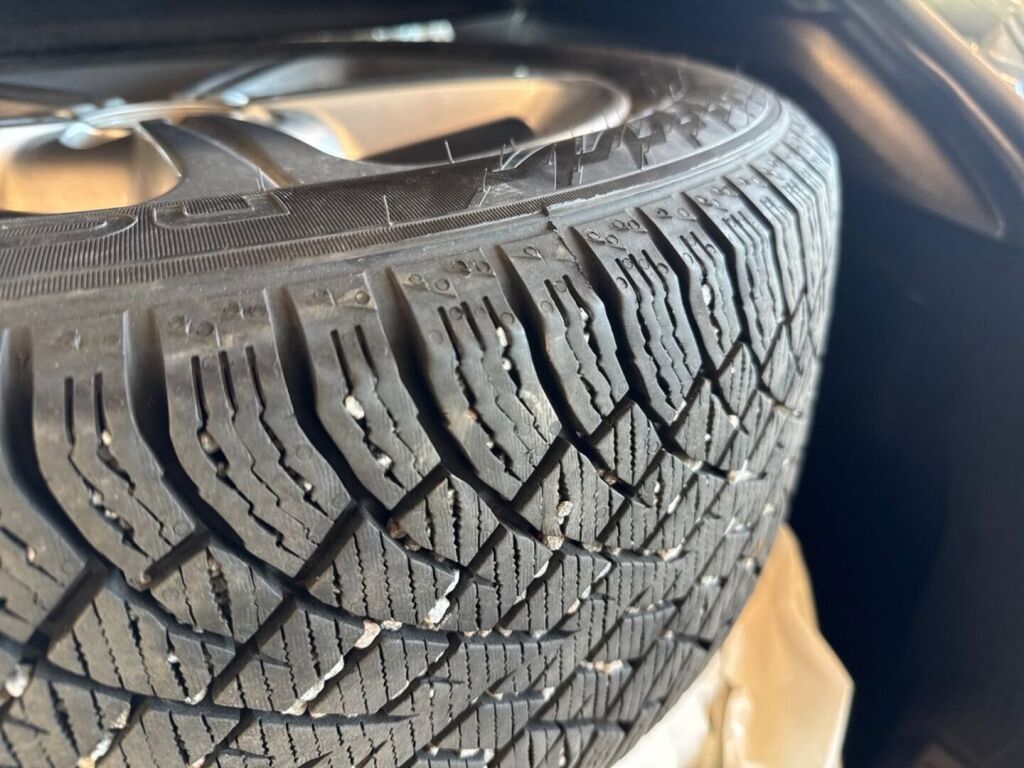 Mercedes-Benz A 2024 Harmaa