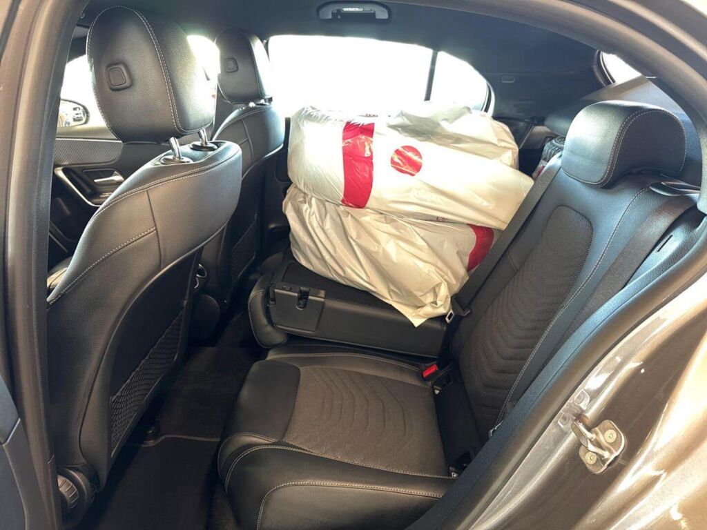 Mercedes-Benz A 2024 Harmaa