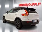 Volvo XC40 2023 Valkoinen