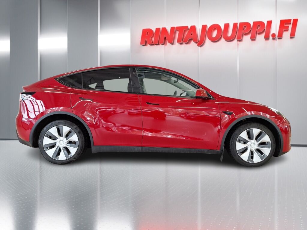 Tesla Model Y 2022 Punainen