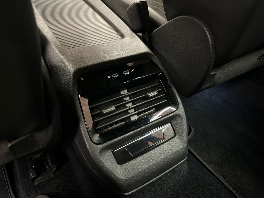 Volkswagen ID.4 2023 