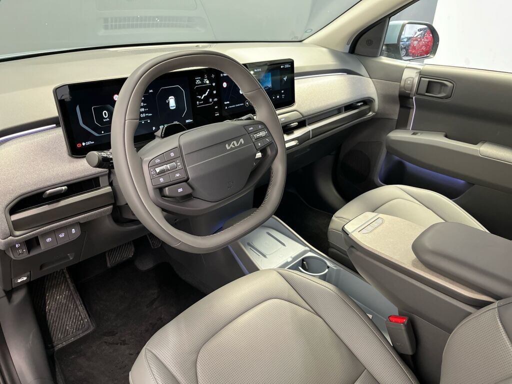 Kia EV3 2025 Sininen
