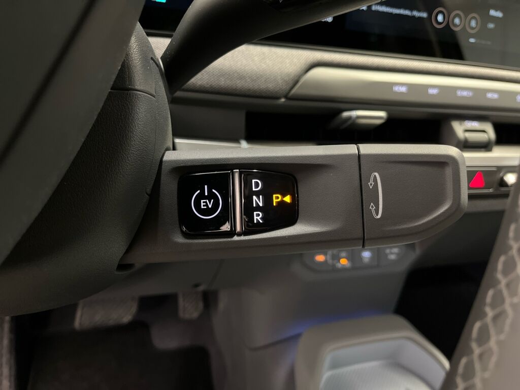 Kia EV3 2025 Sininen