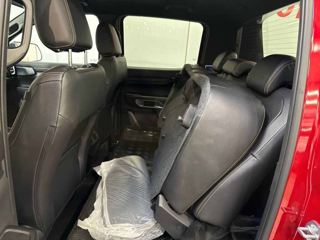 Ford Ranger 2026 Punainen