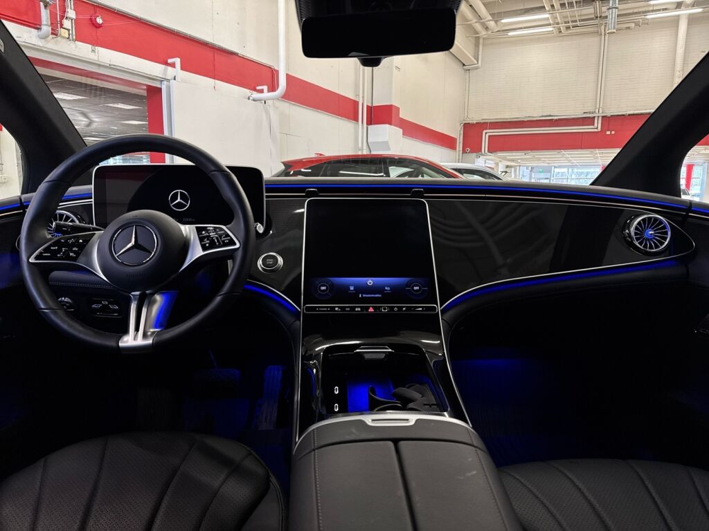 Mercedes-Benz EQE 2024 