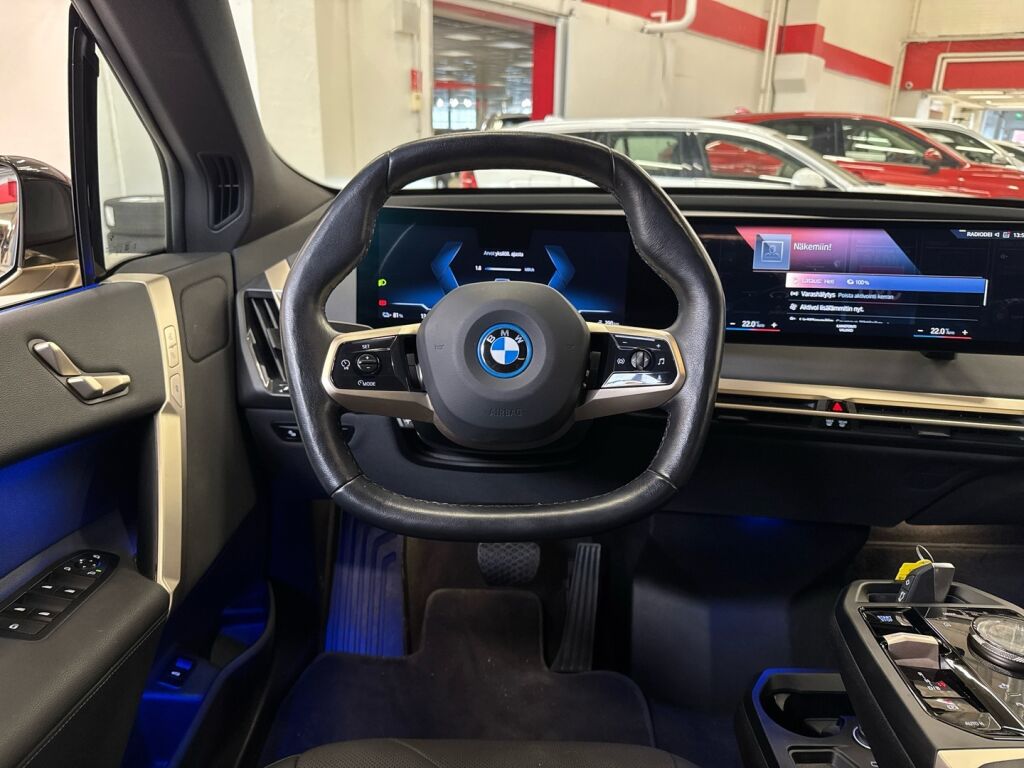 BMW iX 2023 