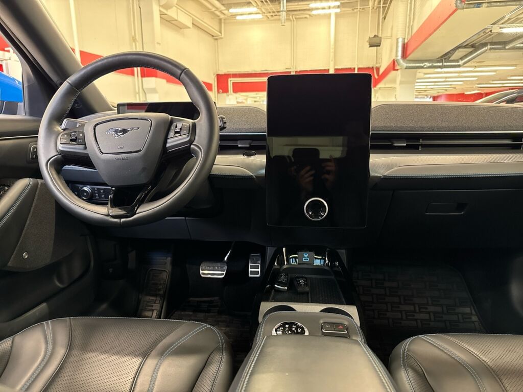 Ford Mustang 2021 Sininen