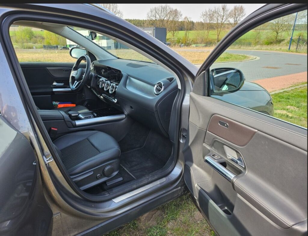 Mercedes-Benz EQA 2022 