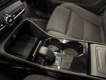 Volvo XC40 2023 Musta