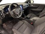 Volvo XC40 2023 Musta