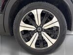Volvo XC40 2023 Musta