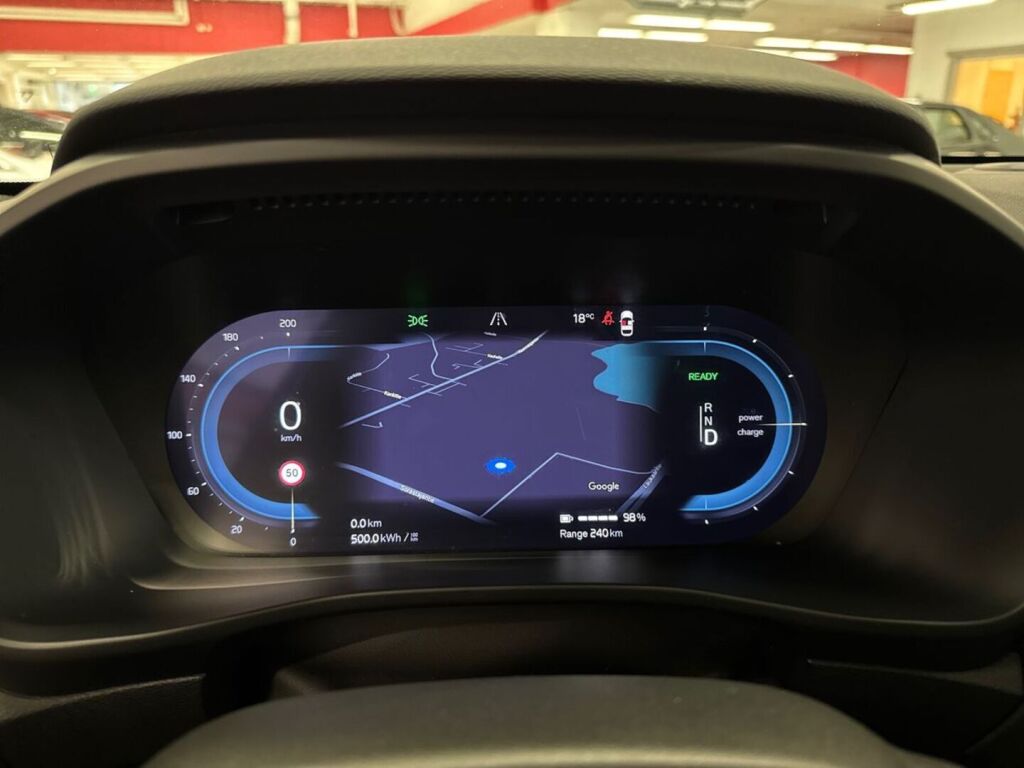 Volvo XC40 2023 Musta
