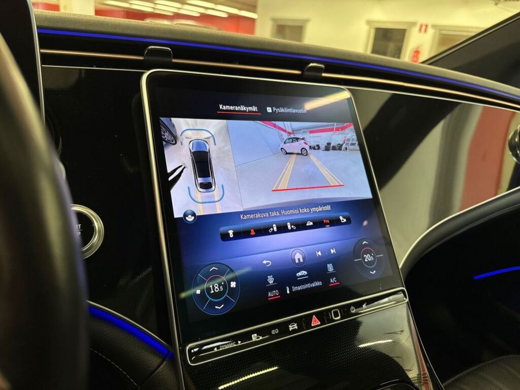 Mercedes-Benz EQS 2022 Musta