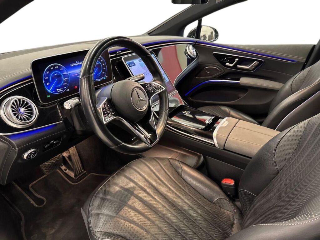 Mercedes-Benz EQS 2022 Musta