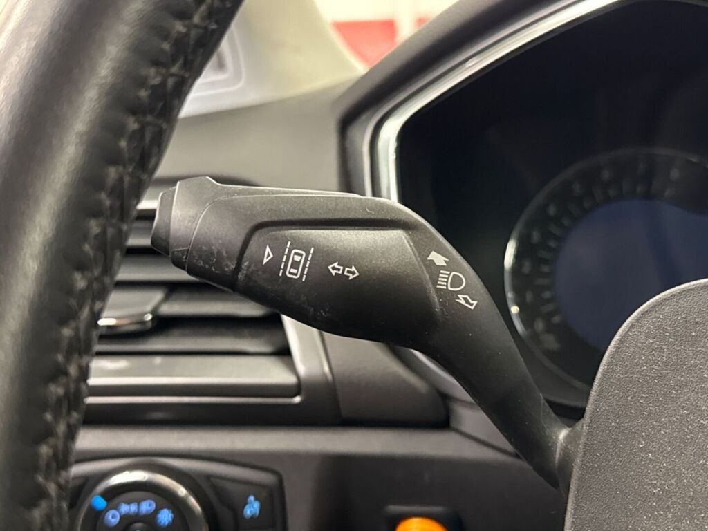 Ford Mondeo 2015 Valkoinen