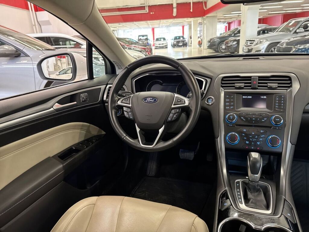 Ford Mondeo 2015 Valkoinen