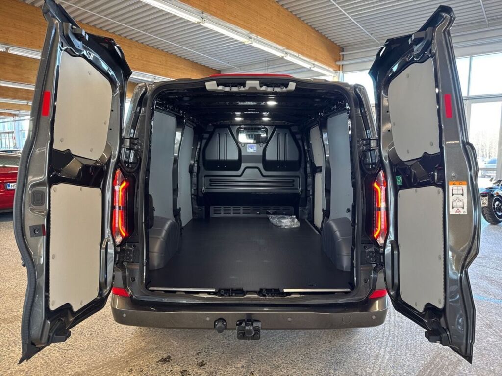 Ford Transit Custom 2026 Chrome Blue