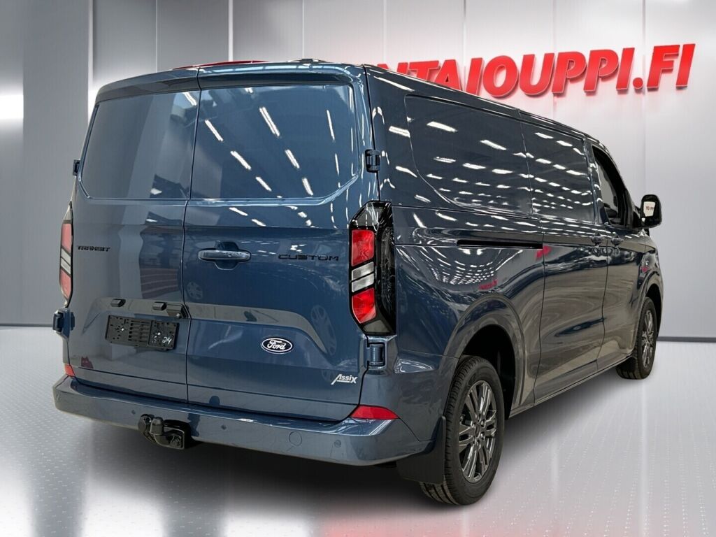 Ford Transit Custom 2026 Chrome Blue