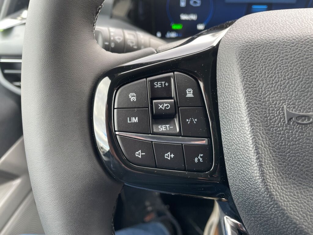 Ford Tourneo Custom 2026 Agate Black