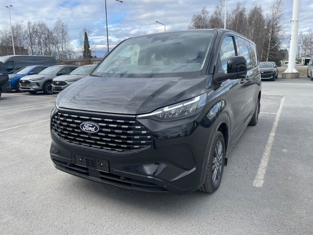 Ford Tourneo Custom 2026 Agate Black