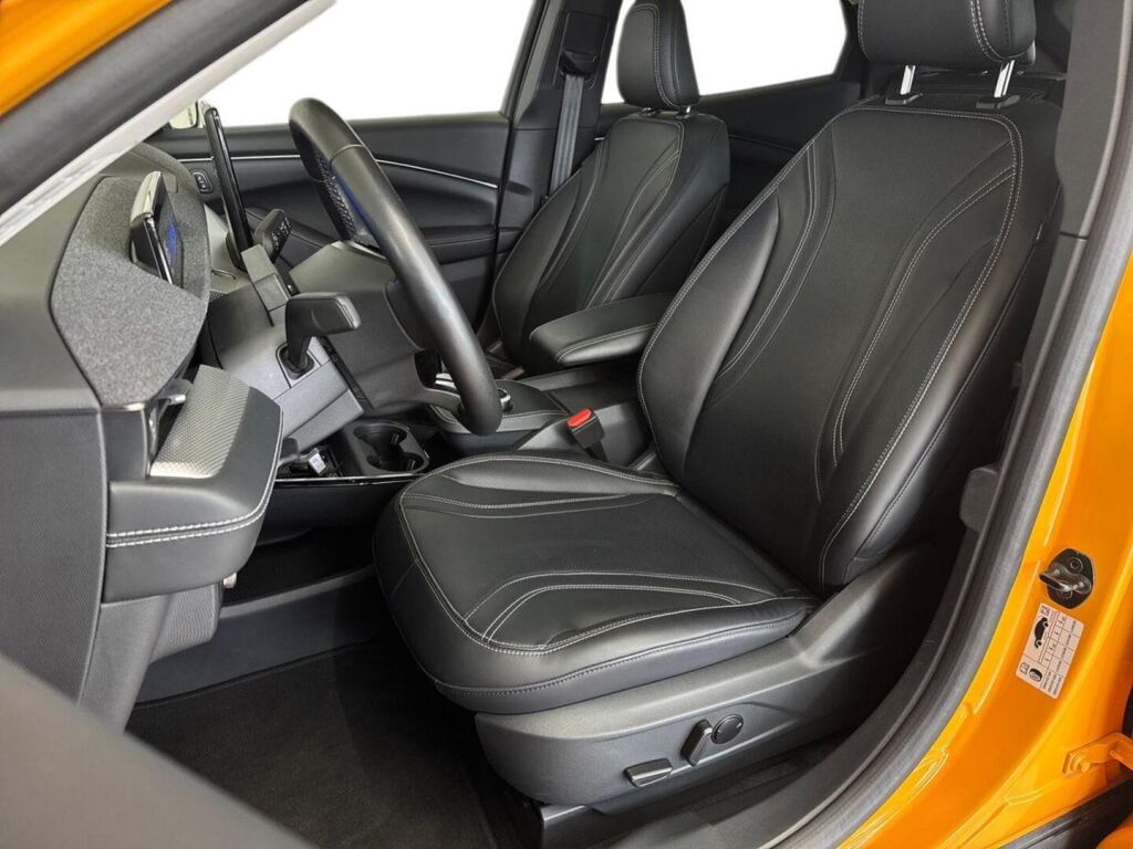 Ford Mustang Mach-E 2022 Oranssi