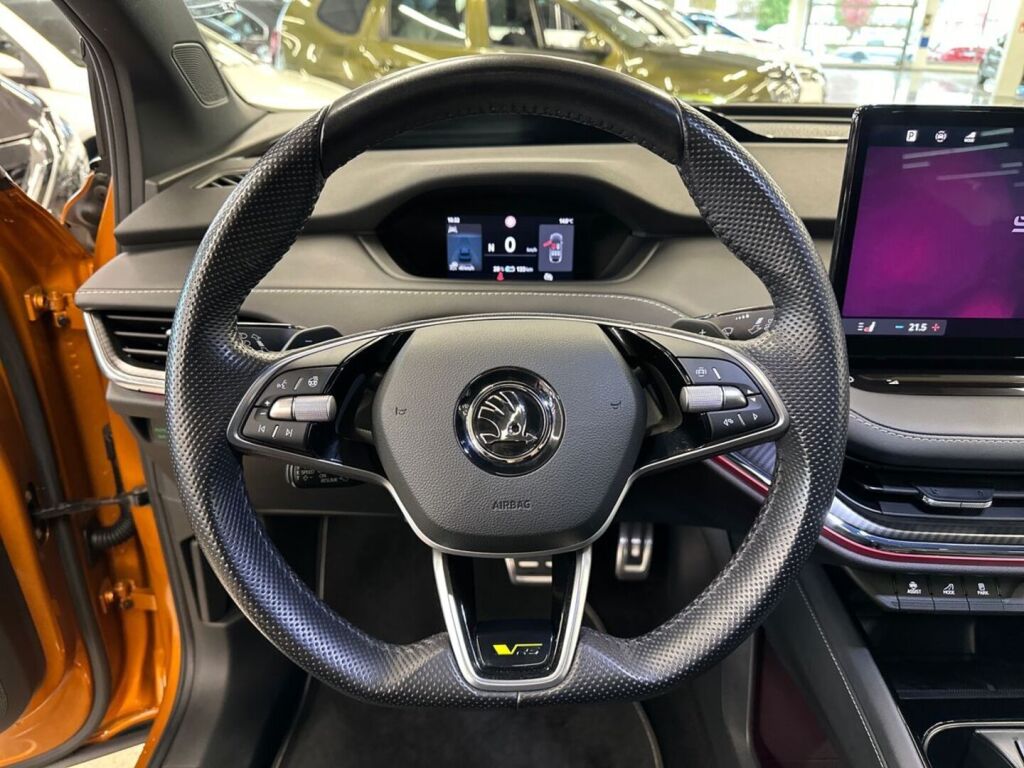 Skoda Enyaq 2025 Phoenix Orange