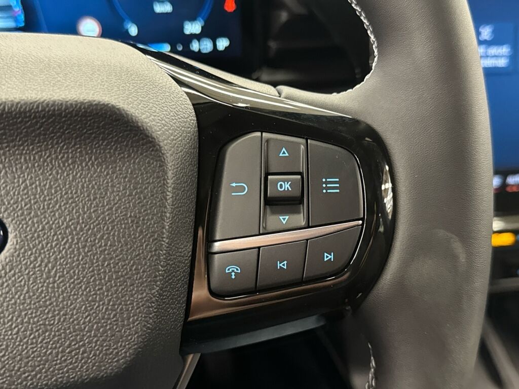 Ford Puma 2026 Musta