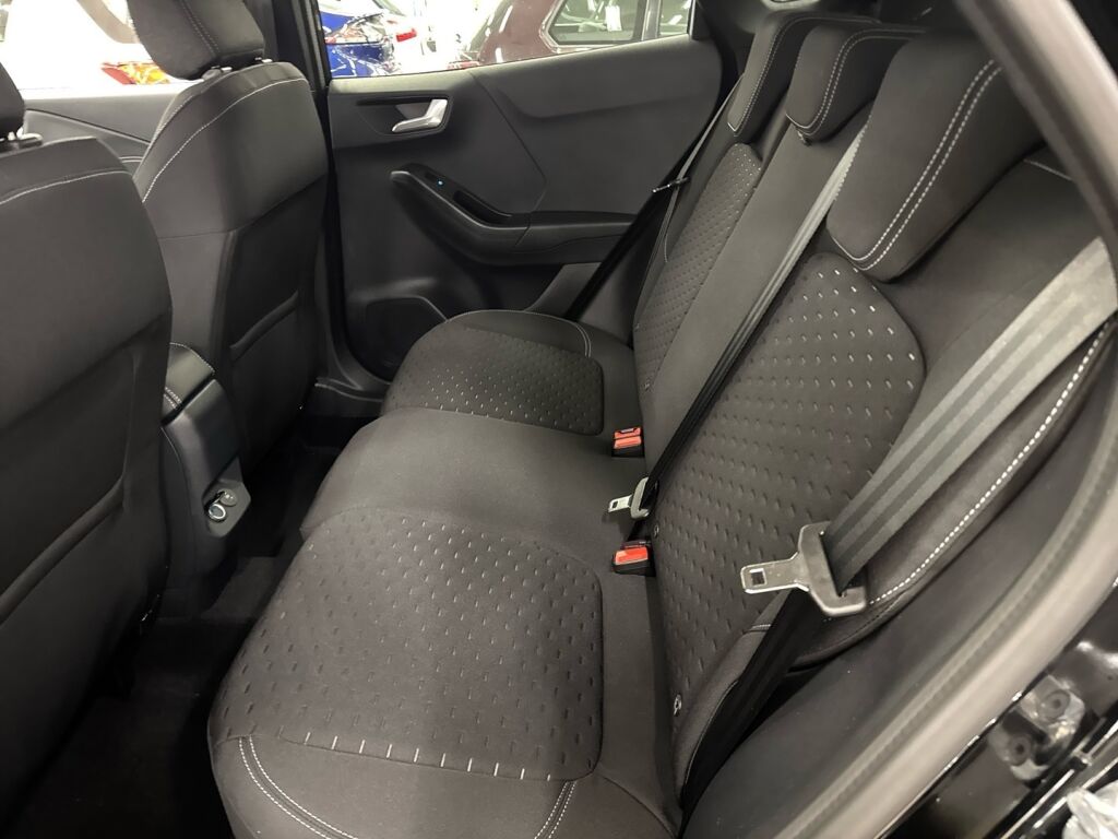 Ford Puma 2026 Musta