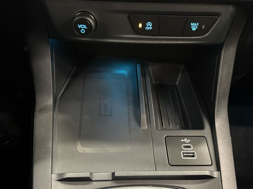 Ford Puma 2026 Musta