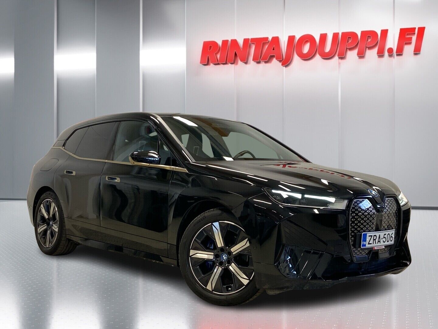 BMW iX