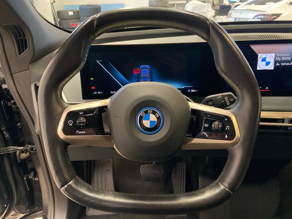 BMW iX 2023 
