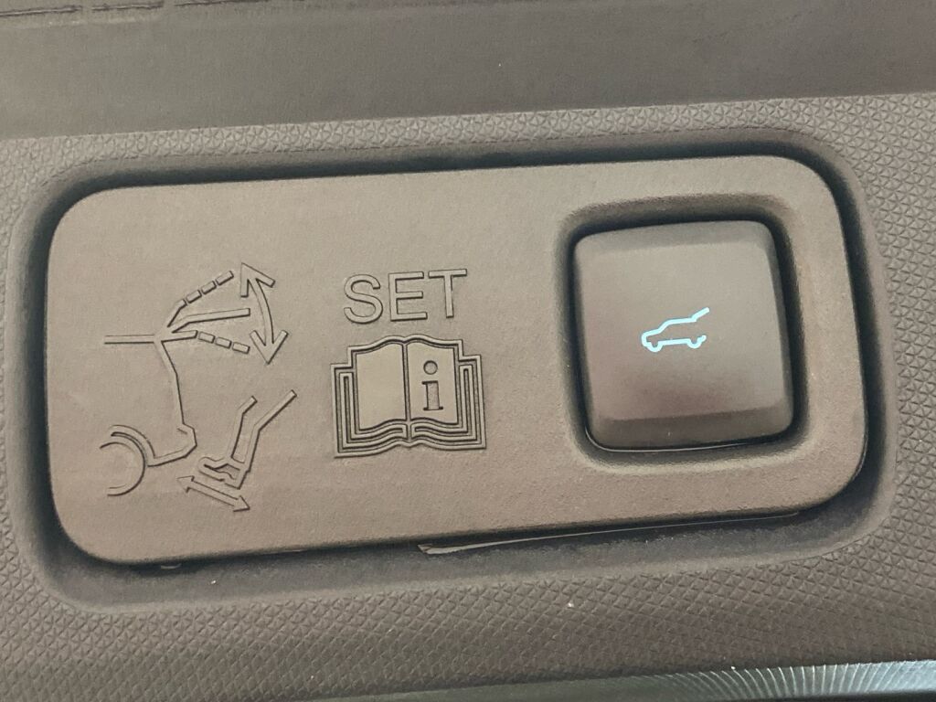 Ford Mustang Mach-E 2022 