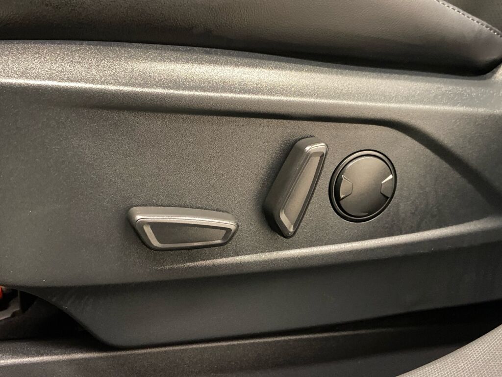 Ford Mustang Mach-E 2022 